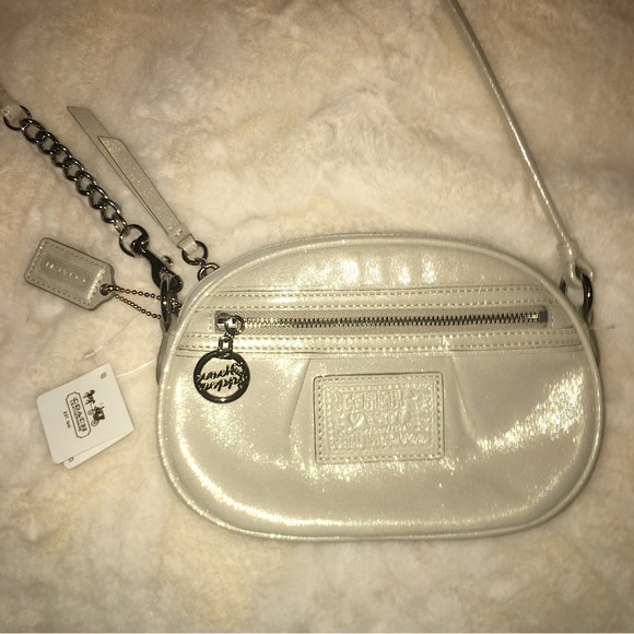 AUTHENTIC Coach Poppy Leather Crossbody Bag/Purse - Picture 3 of 7